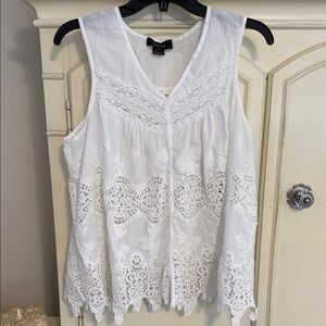Karen Kane White Lace V-Neck Blouse large petite